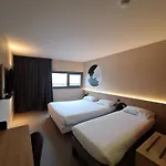 Centre Les Minimes Hotel 3*