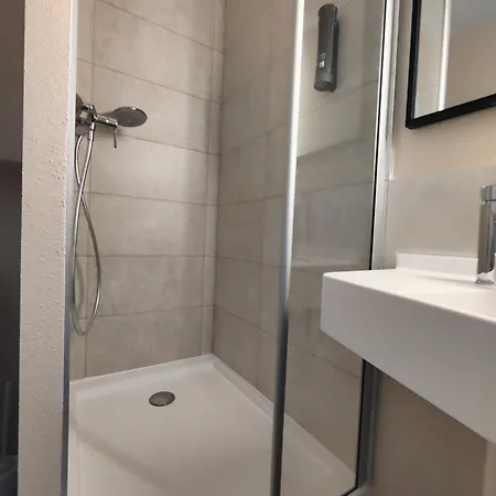 Centre Les Minimes Otel La Rochelle (Charente-Maritime)