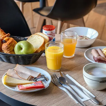 Centre Les Minimes Otel 3*