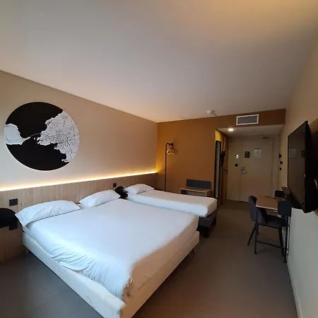 Szálloda Centre Les Minimes 3*