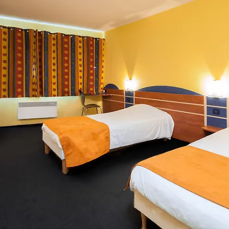 Hotel Centre Les Minimes 3*