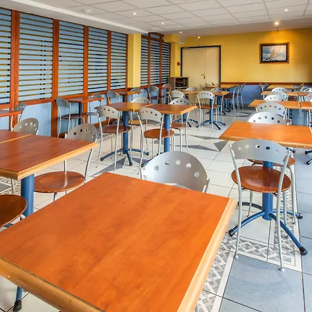 Centre Les Minimes 3* לה רושל