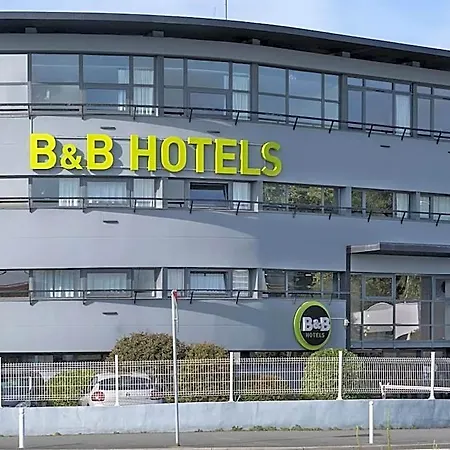 Centre Les Minimes Hotel