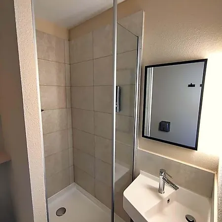 Centre Les Minimes Hotel 3*