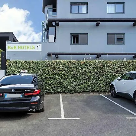 Centre Les Minimes Hotel